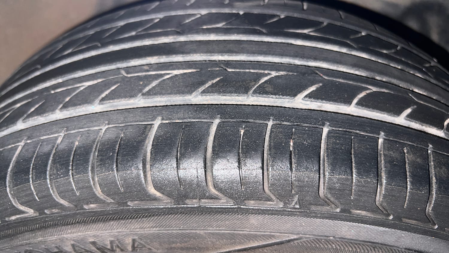 Used 2013 Toyota Etios G Petrol Manual tyres RIGHT FRONT TYRE TREAD VIEW