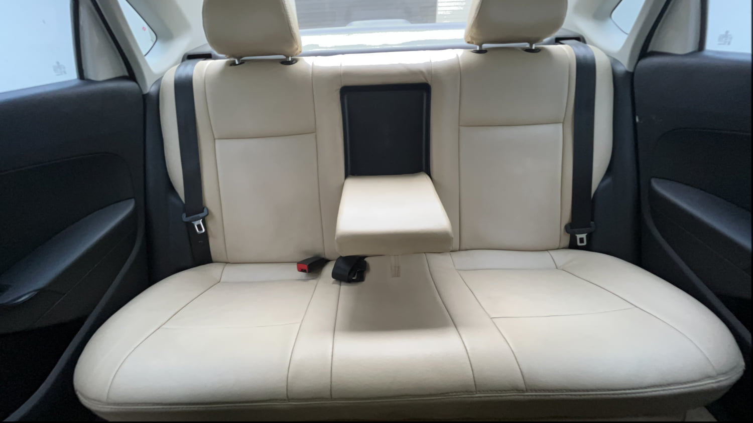 Used 2016 Volkswagen Vento Comfortline Diesel Diesel Manual interior REAR SEAT CONDITION VIEW