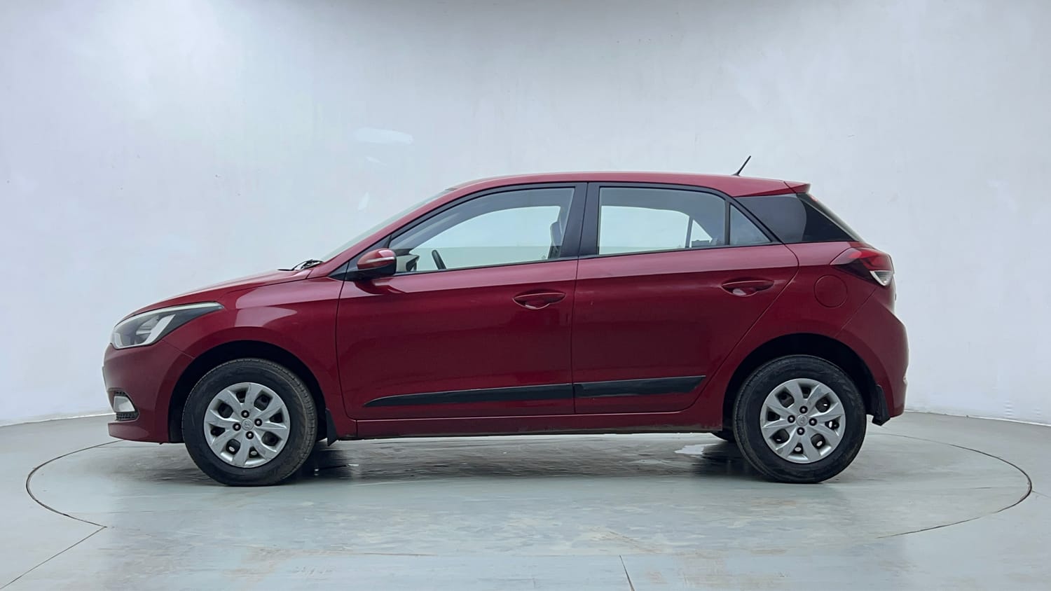 Used 2016 Hyundai Elite i20 Sportz 1.2 Petrol Manual exterior LEFT SIDE VIEW