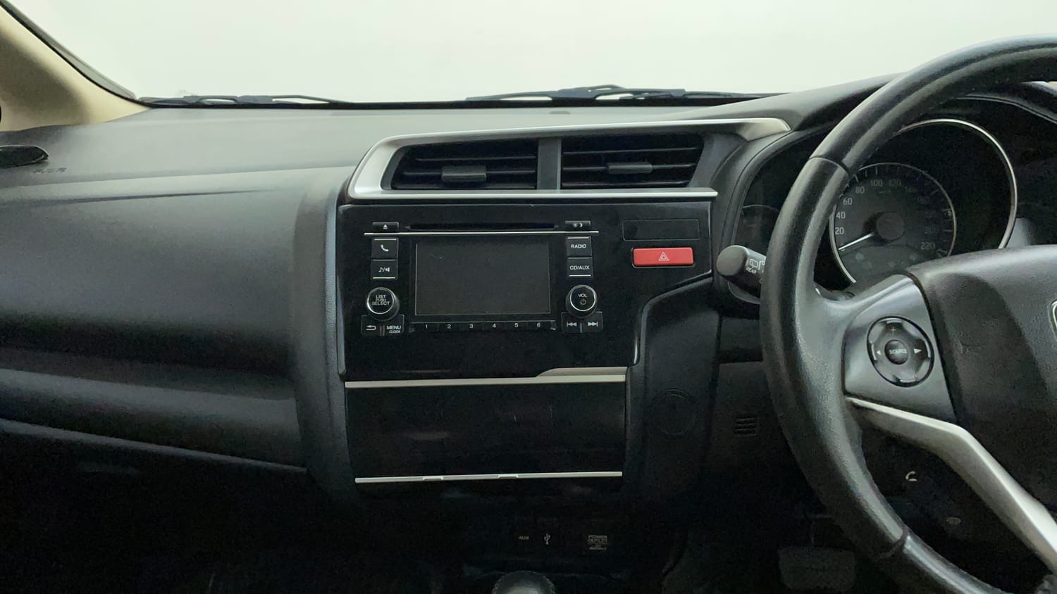 Used 2016 Honda Jazz V AT Petrol Petrol Automatic interior MUSIC SYSTEM & AC CONTROL VIEW