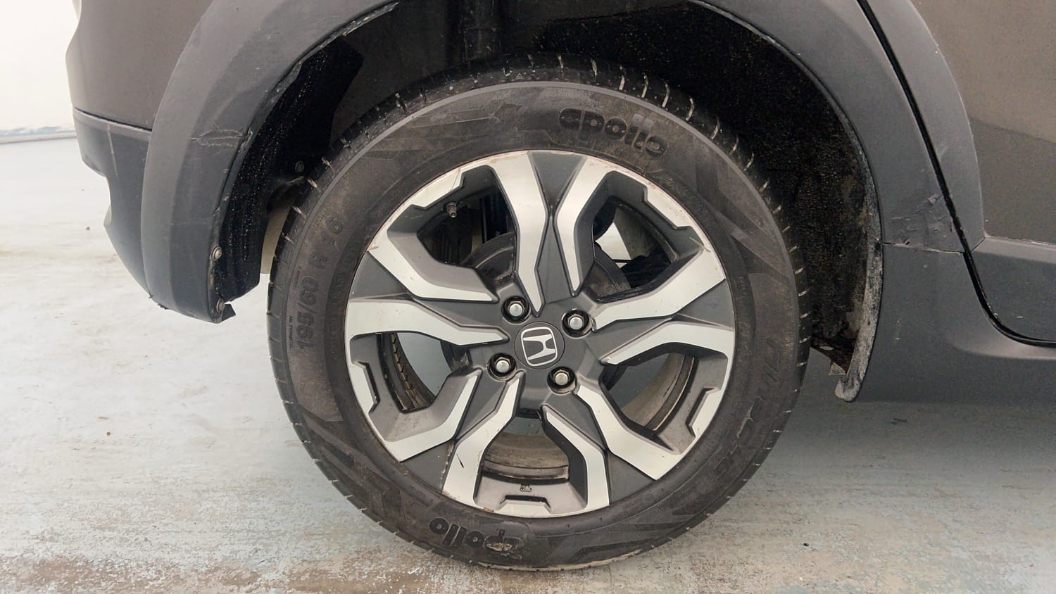 Used 2019 Honda WR-V VX MT Diesel Diesel Manual tyres RIGHT REAR TYRE RIM VIEW