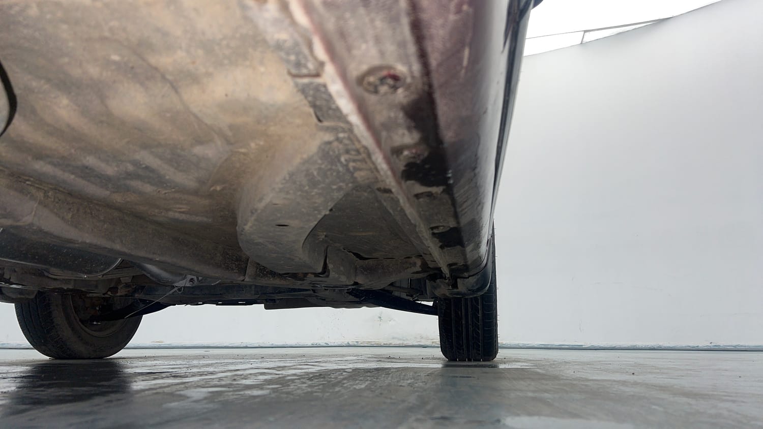 Used 2014 Honda Amaze 1.2 S i-VTEC Petrol Manual extra REAR RIGHT UNDERBODY VIEW