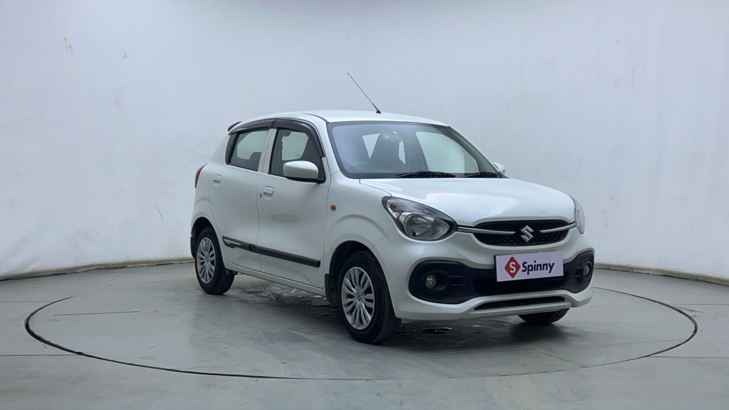 Used 2023 Maruti Suzuki Celerio VXi Petrol Manual exterior RIGHT FRONT CORNER VIEW
