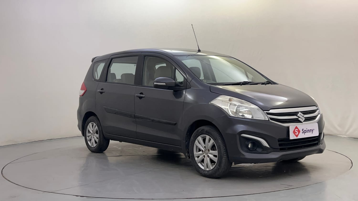 Used 2016 Maruti Suzuki Ertiga ZXI Petrol Manual exterior RIGHT FRONT CORNER VIEW