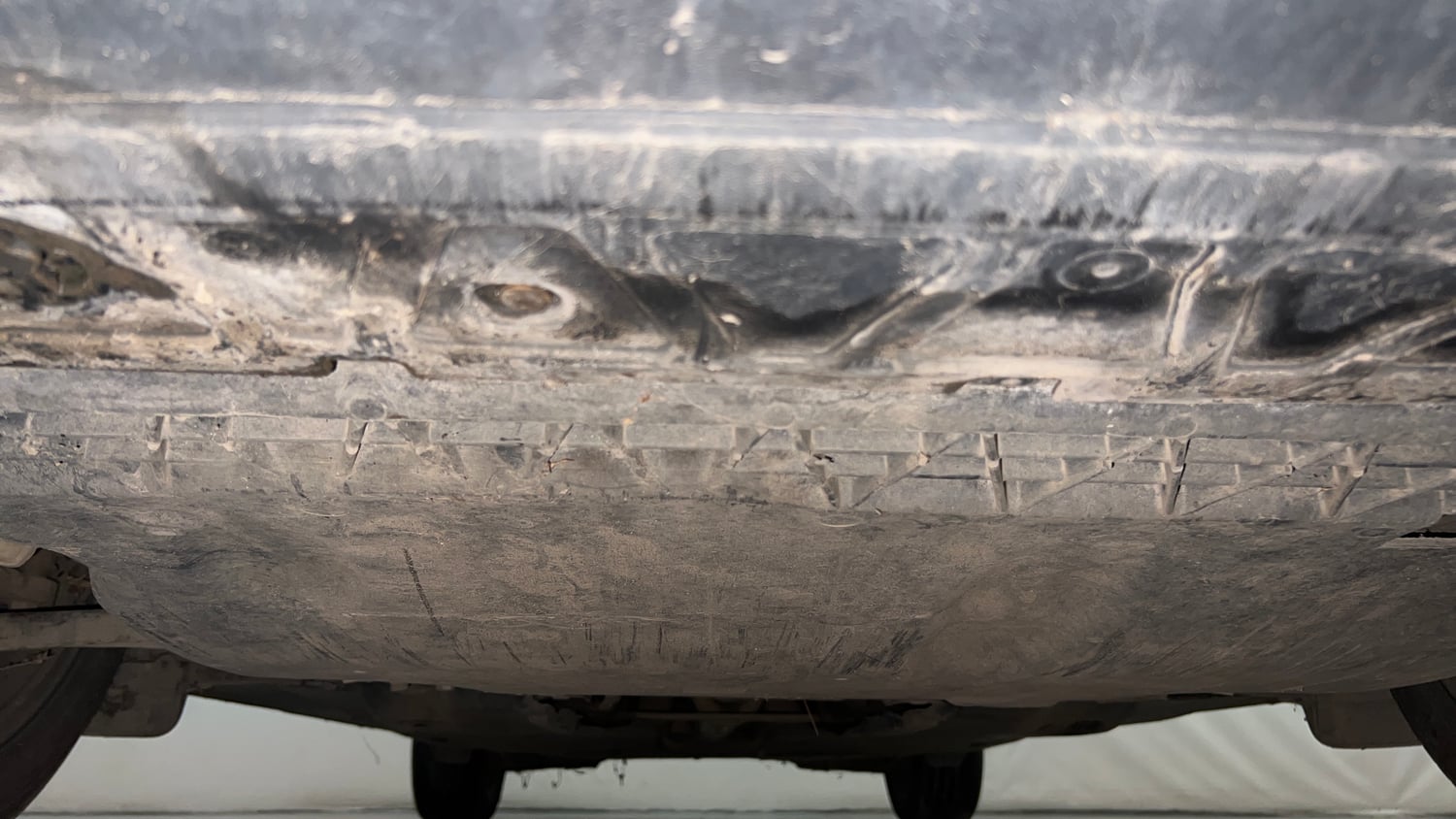 Used 2020 Skoda Superb L&K AT Petrol Automatic extra FRONT LEFT UNDERBODY VIEW