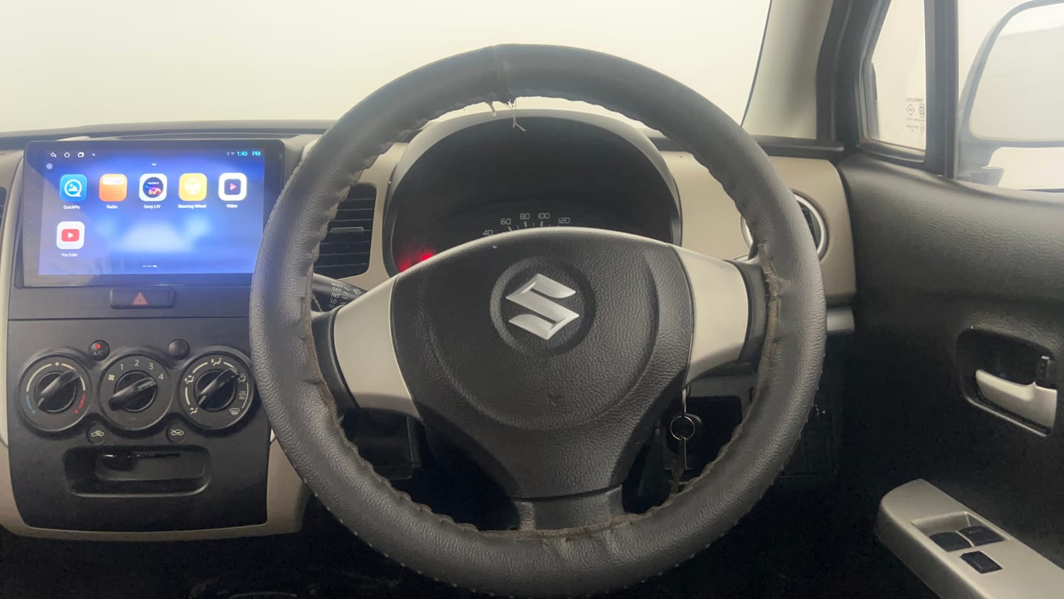 Used 2015 Maruti Suzuki Wagon R LXI Petrol Manual interior STEERING VIEW