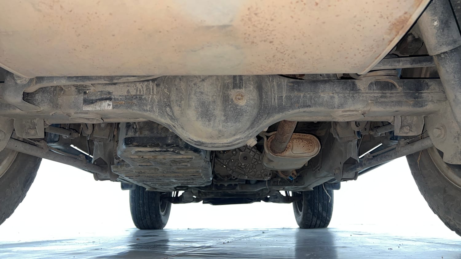 Used 2022 mahindra Thar LX Hard Top Petrol AT 4WD Petrol Automatic extra REAR UNDERBODY VIEW (TAKEN FROM REAR)