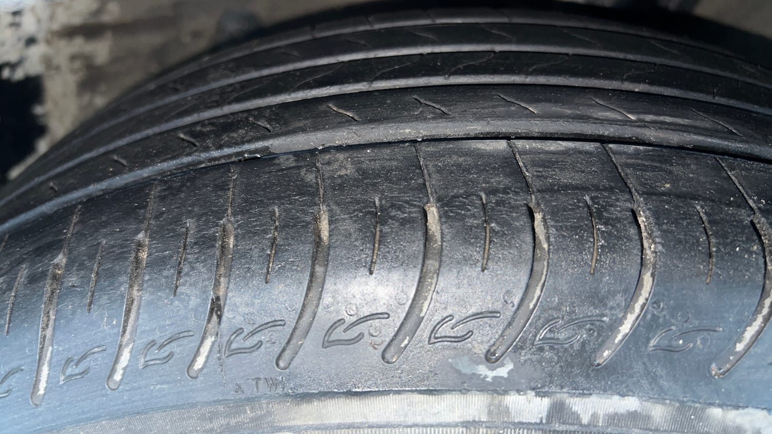 Used 2015 Hyundai Creta 1.6 SX Plus Petrol Petrol Manual tyres RIGHT FRONT TYRE TREAD VIEW