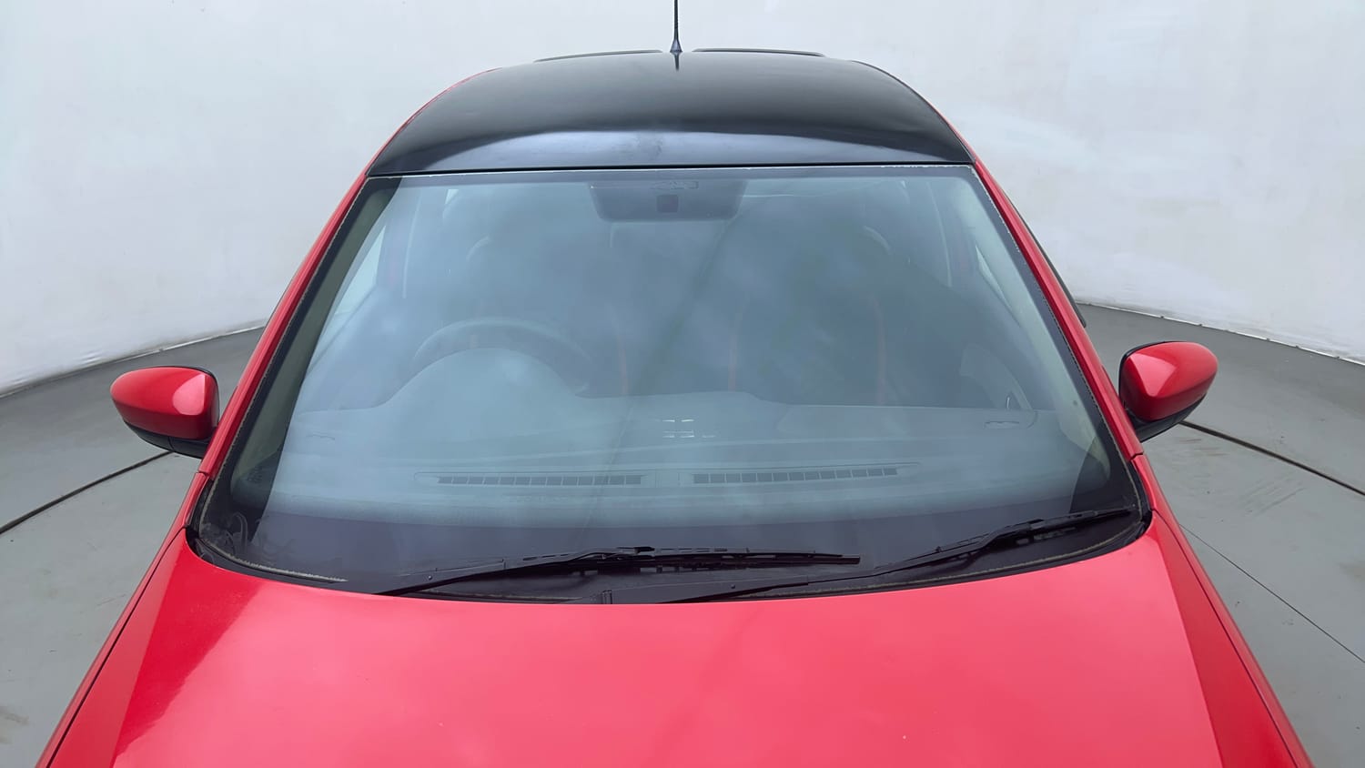 Used 2014 Volkswagen Polo Comfortline 1.2L (P) Petrol Manual exterior FRONT WINDSHIELD VIEW