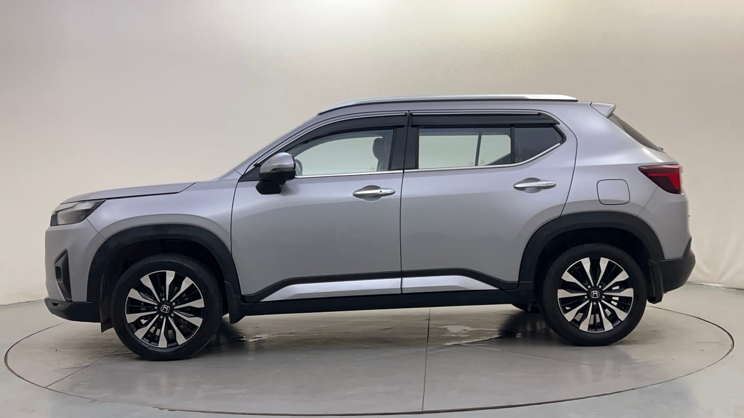 Used 2024 Honda Elevate ZX CVT Petrol Automatic exterior LEFT SIDE VIEW