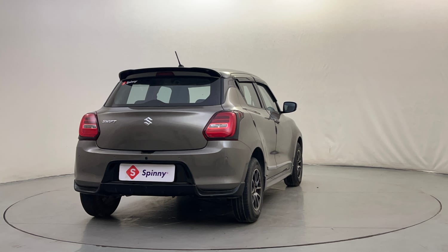 Used 2022 Maruti Suzuki Swift VXi AMT Petrol Automatic exterior RIGHT REAR CORNER VIEW