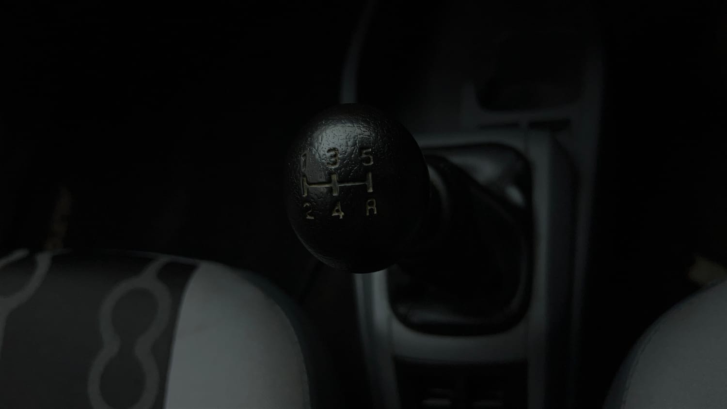Used 2016 Maruti Suzuki Alto 800 VXi Petrol Manual interior GEAR  KNOB VIEW