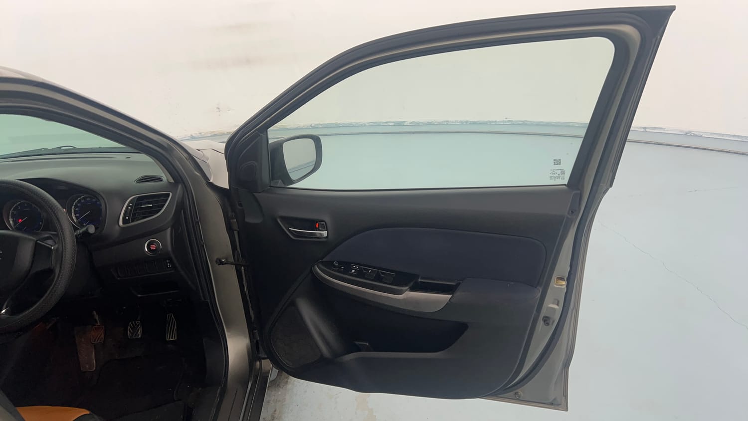 Used 2020 Maruti Suzuki Baleno Zeta Petrol Manual interior RIGHT FRONT DOOR OPEN VIEW