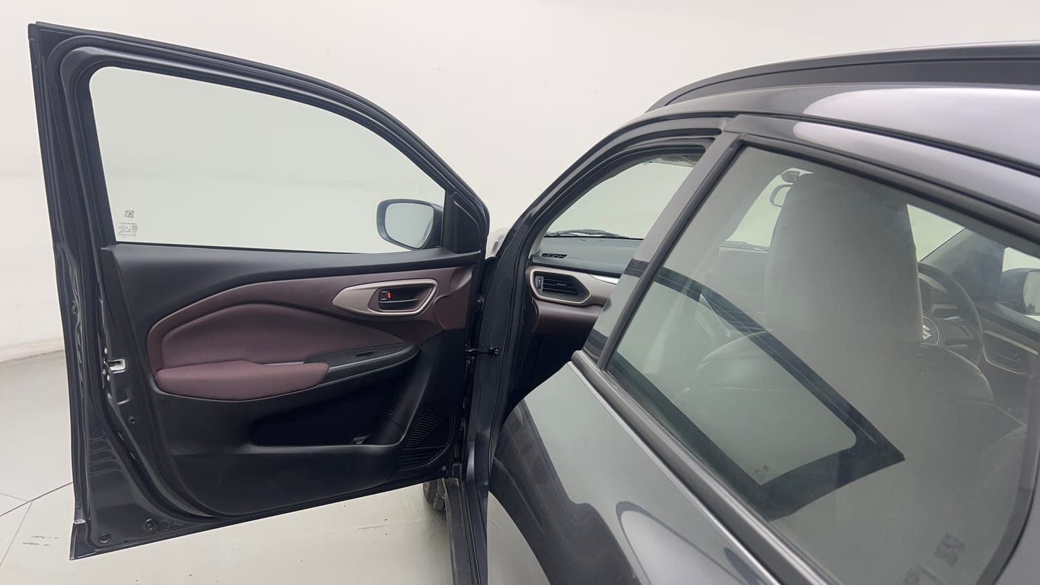 Used 2025 Maruti Suzuki Fronx Sigma 1.2L MT Petrol Manual interior LEFT FRONT DOOR OPEN VIEW