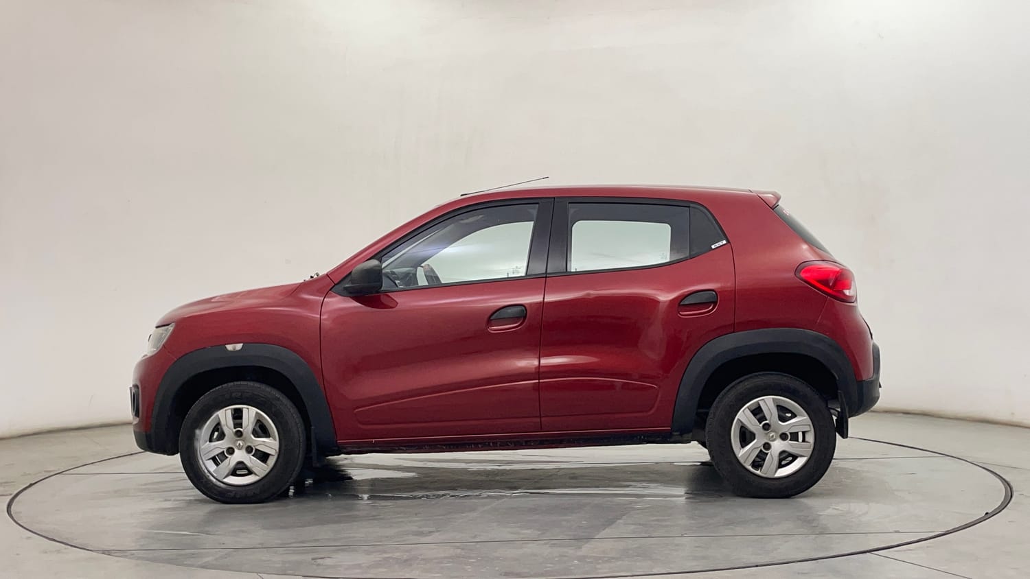 Used 2016 Renault Kwid RXT Petrol Manual exterior LEFT SIDE VIEW
