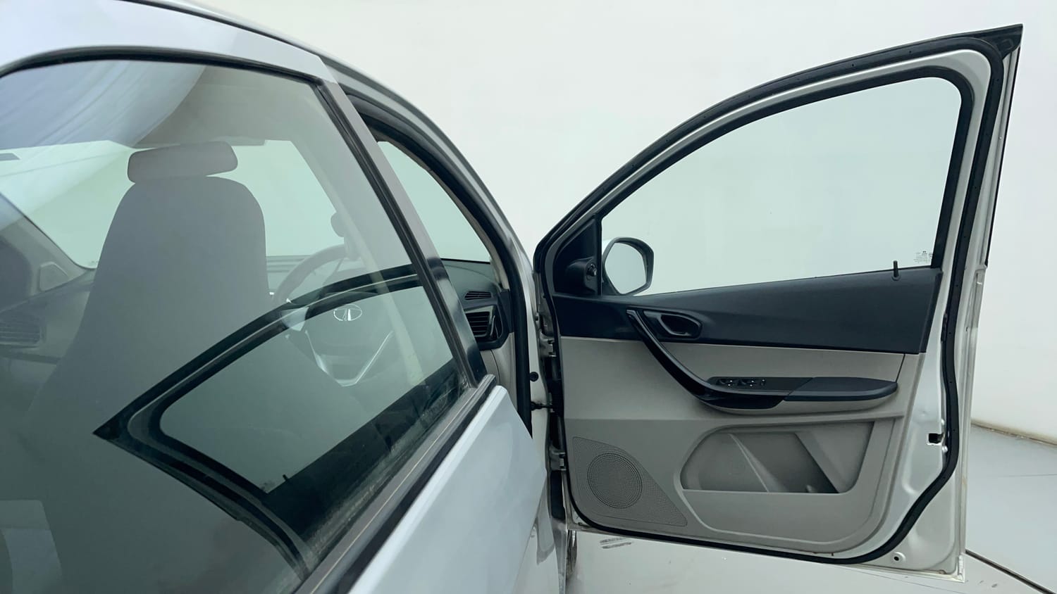 Used 2016 Tata Tiago Revotron XT Petrol Manual interior RIGHT FRONT DOOR OPEN VIEW