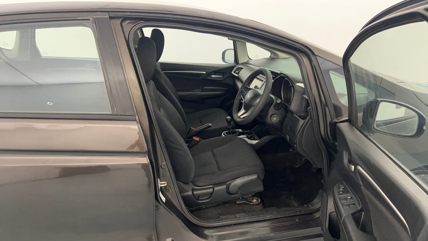 Used 2015 Honda Jazz VX Petrol Petrol Manual interior RIGHT SIDE FRONT DOOR CABIN VIEW