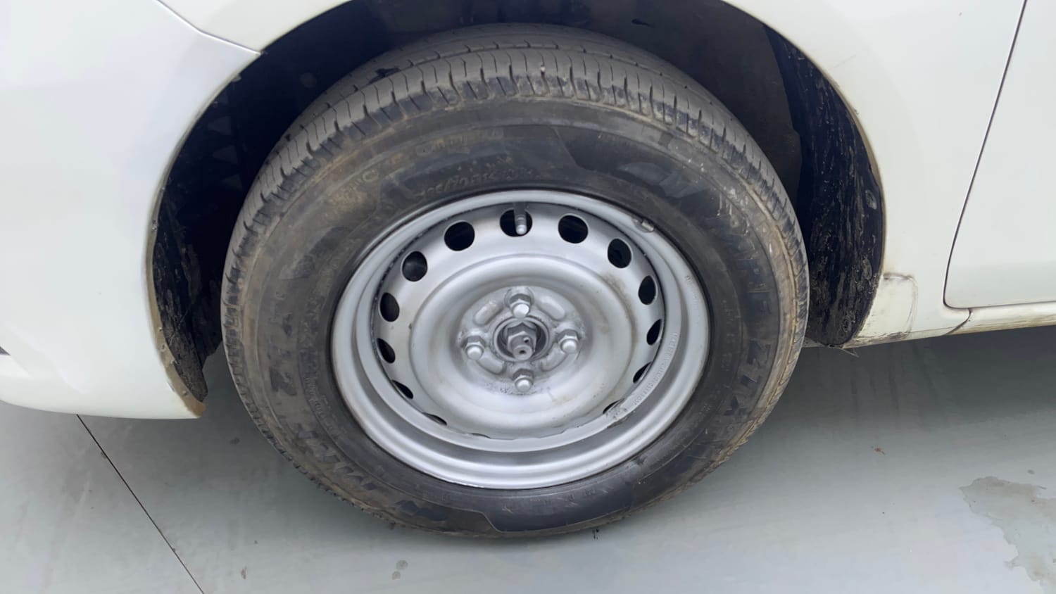 Used 2018 Nissan Sunny XE D Diesel Manual tyres LEFT FRONT TYRE RIM VIEW