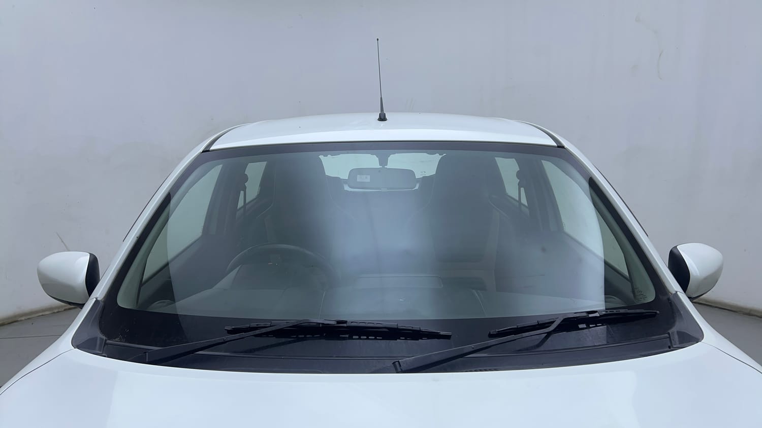 Used 2023 Maruti Suzuki Celerio VXi Petrol Manual exterior FRONT WINDSHIELD VIEW