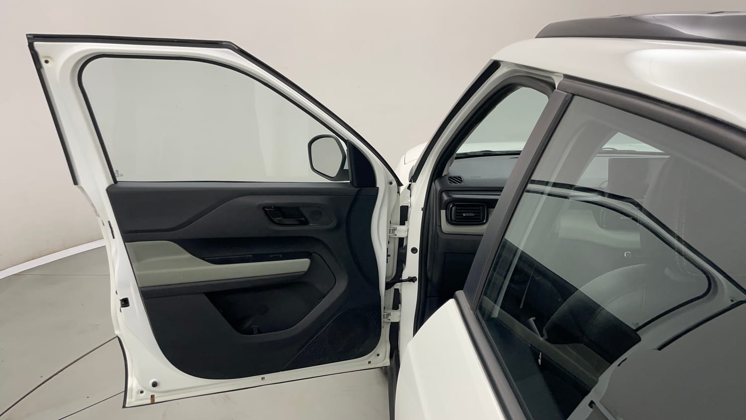 Used 2025 Tata Punch Adventure Sunroof AMT Petrol Automatic interior LEFT FRONT DOOR OPEN VIEW