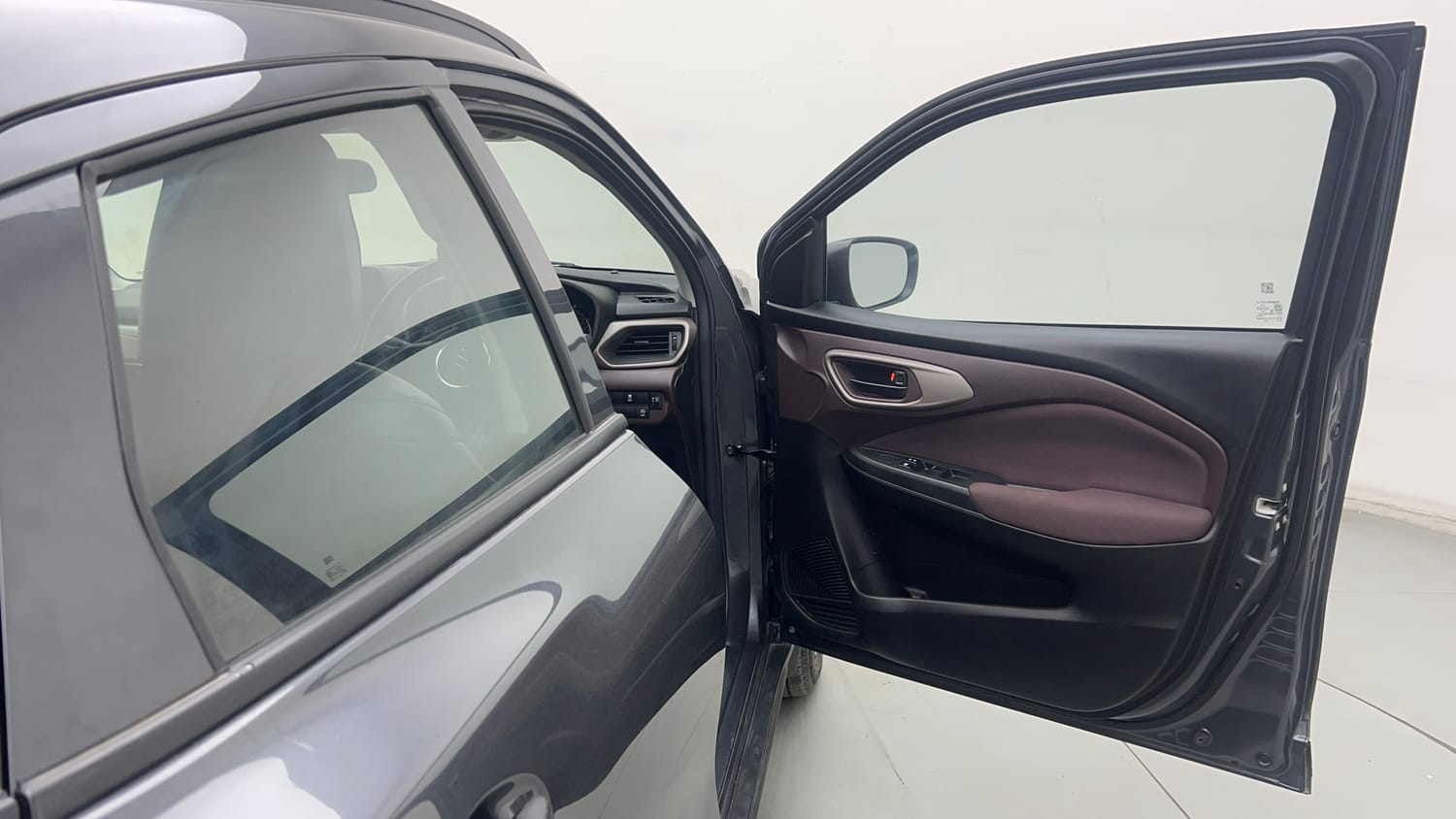 Used 2025 Maruti Suzuki Fronx Sigma 1.2L MT Petrol Manual interior RIGHT FRONT DOOR OPEN VIEW