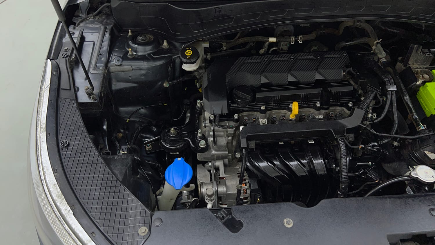 Used 2020 Kia Seltos HTX 1.5 Petrol Manual engine ENGINE RIGHT SIDE VIEW