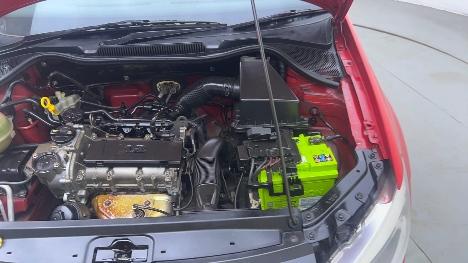 Used 2014 Volkswagen Polo Comfortline 1.2L (P) Petrol Manual engine ENGINE LEFT SIDE VIEW