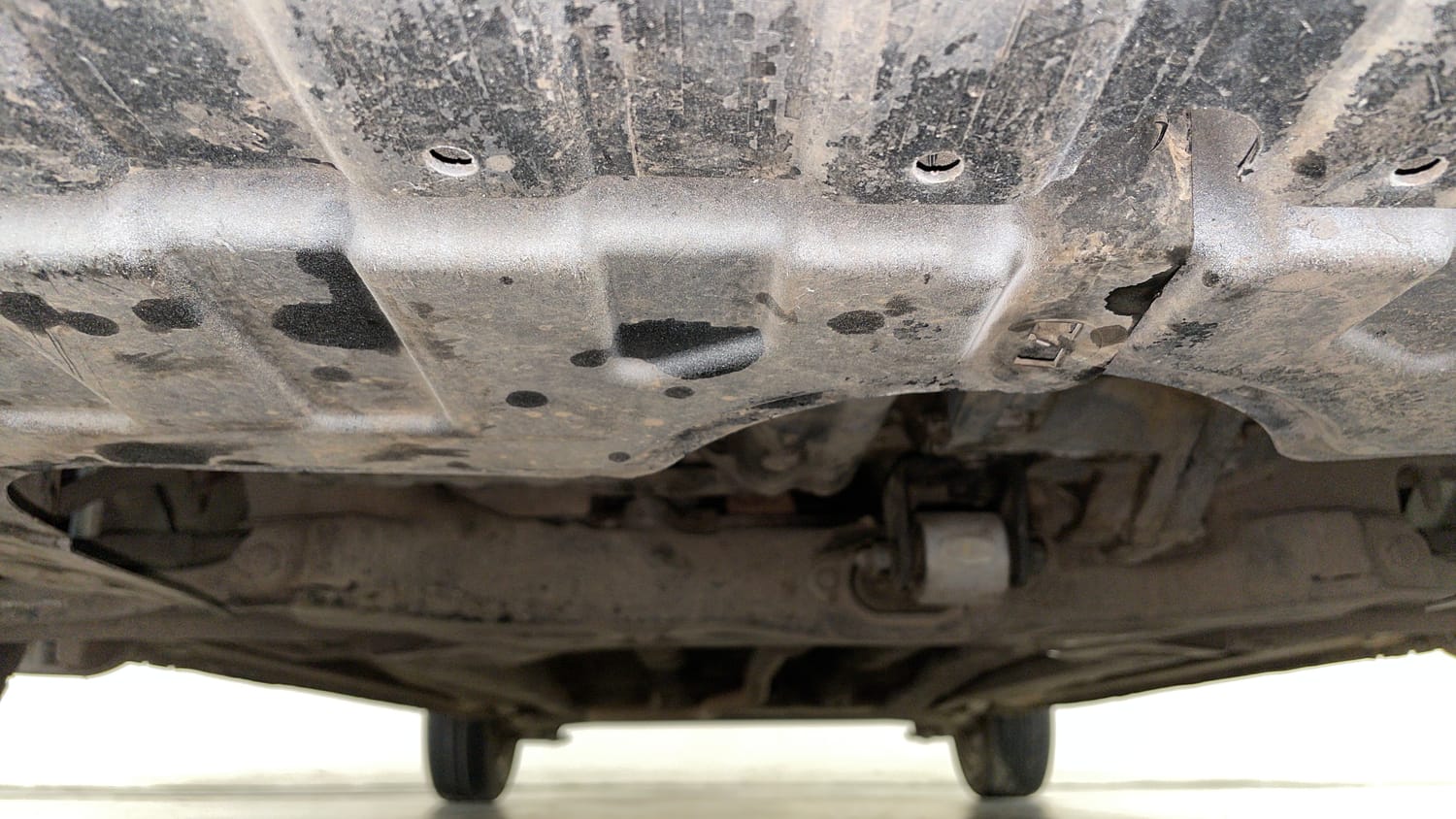 Used 2012 Hyundai i20 Sportz 1.2 Petrol Manual extra FRONT LEFT UNDERBODY VIEW