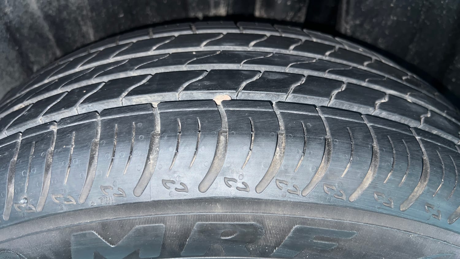 Used 2025 Maruti Suzuki Fronx Sigma 1.2L MT Petrol Manual tyres LEFT REAR TYRE TREAD VIEW
