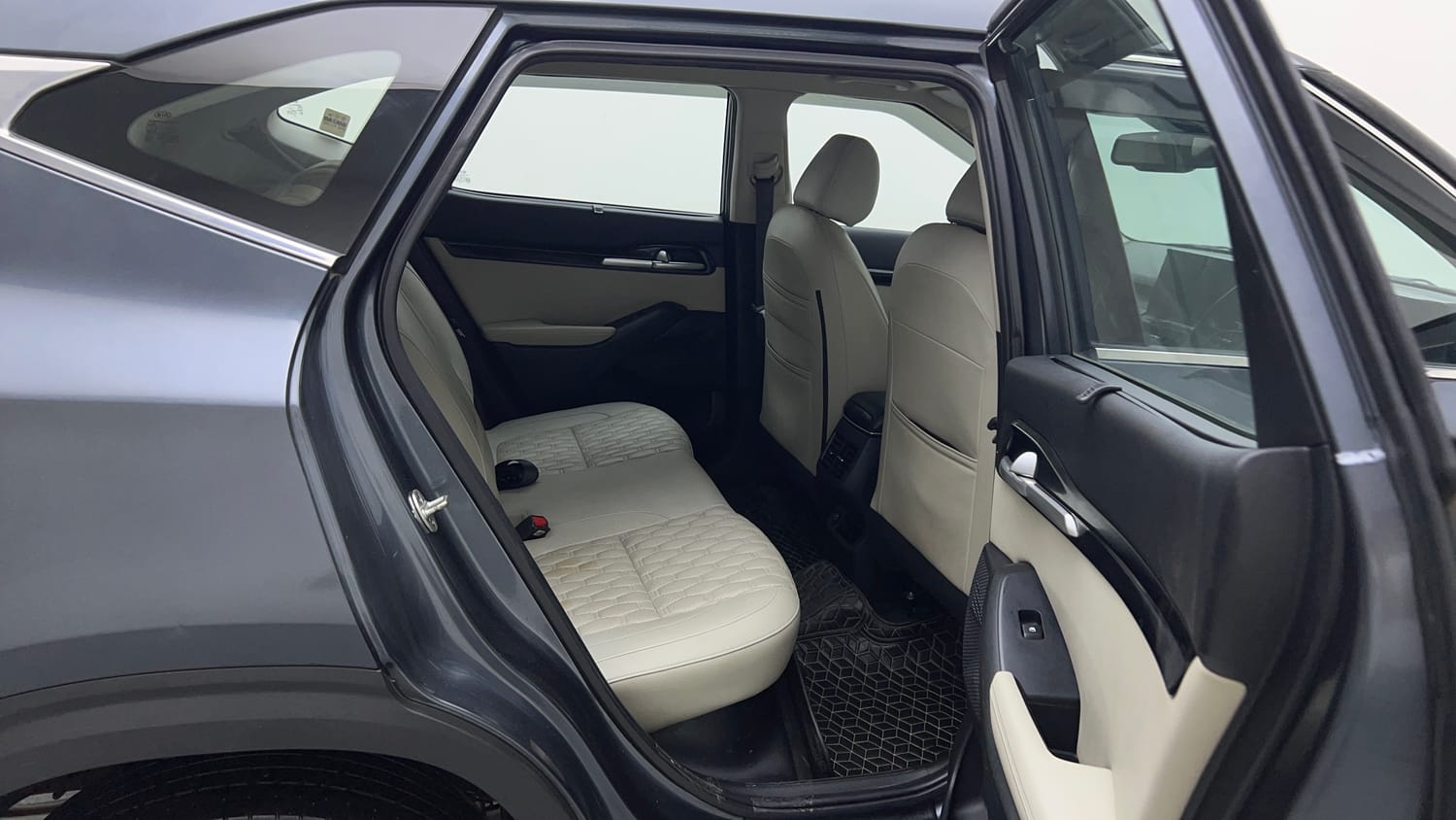 Used 2020 Kia Seltos HTX 1.5 Petrol Manual interior RIGHT SIDE REAR DOOR CABIN VIEW