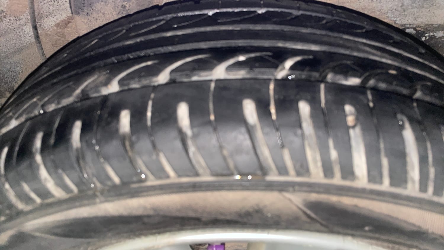 Used 2012 Hyundai i20 Sportz 1.2 Petrol Manual tyres LEFT REAR TYRE TREAD VIEW