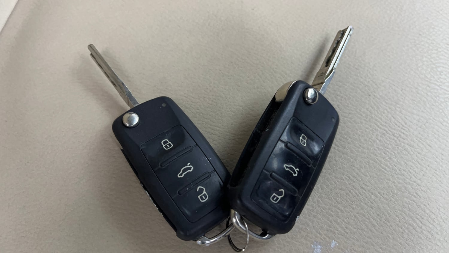Used 2016 Volkswagen Vento Comfortline Diesel Diesel Manual extra CAR KEY VIEW