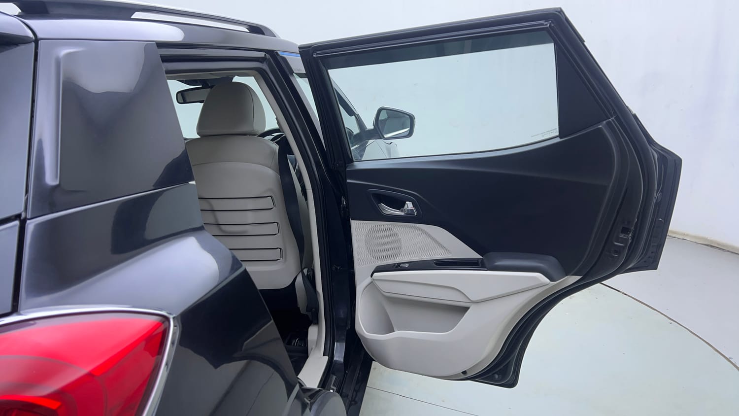 Used 2019 Mahindra XUV 300 1.2 W8 (O) Petrol Manual interior RIGHT REAR DOOR OPEN VIEW