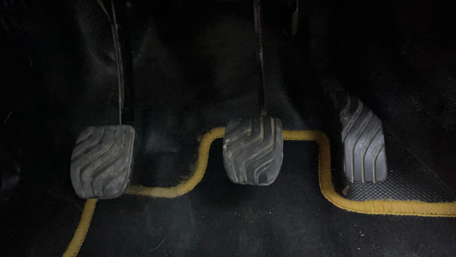 Used 2018 Renault Kwid RXT Petrol Manual interior PEDALS VIEW