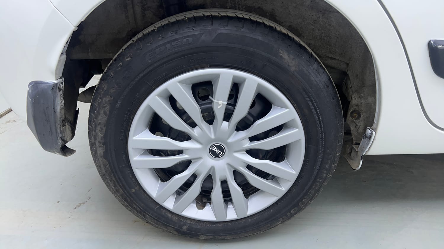 Used 2023 Maruti Suzuki Celerio VXi Petrol Manual tyres RIGHT REAR TYRE RIM VIEW