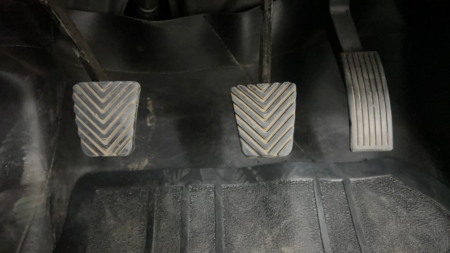 Used 2016 Hyundai Elite i20 Sportz 1.2 Petrol Manual interior PEDALS VIEW