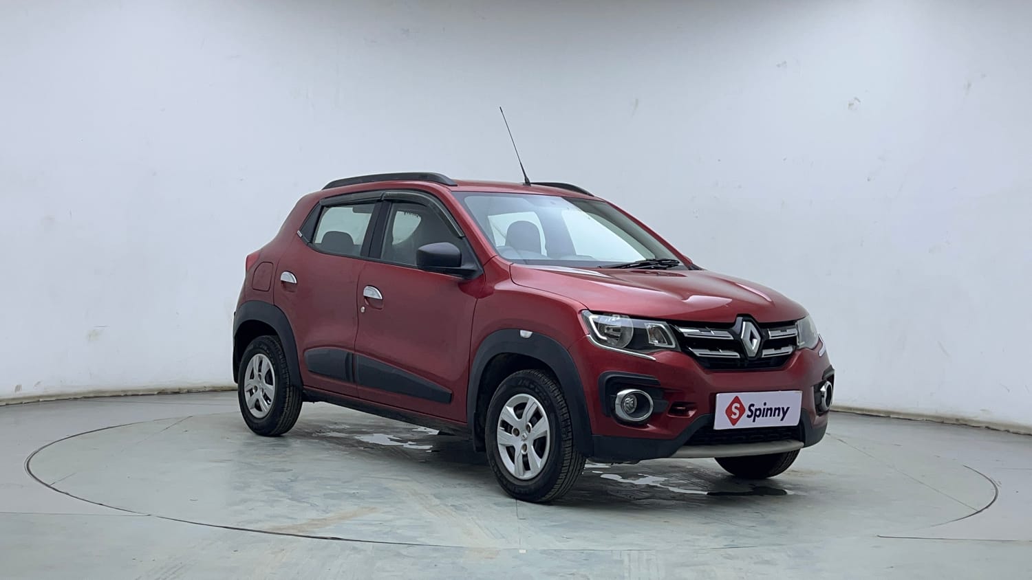 Used 2018 Renault Kwid RXT Petrol Manual exterior RIGHT FRONT CORNER VIEW
