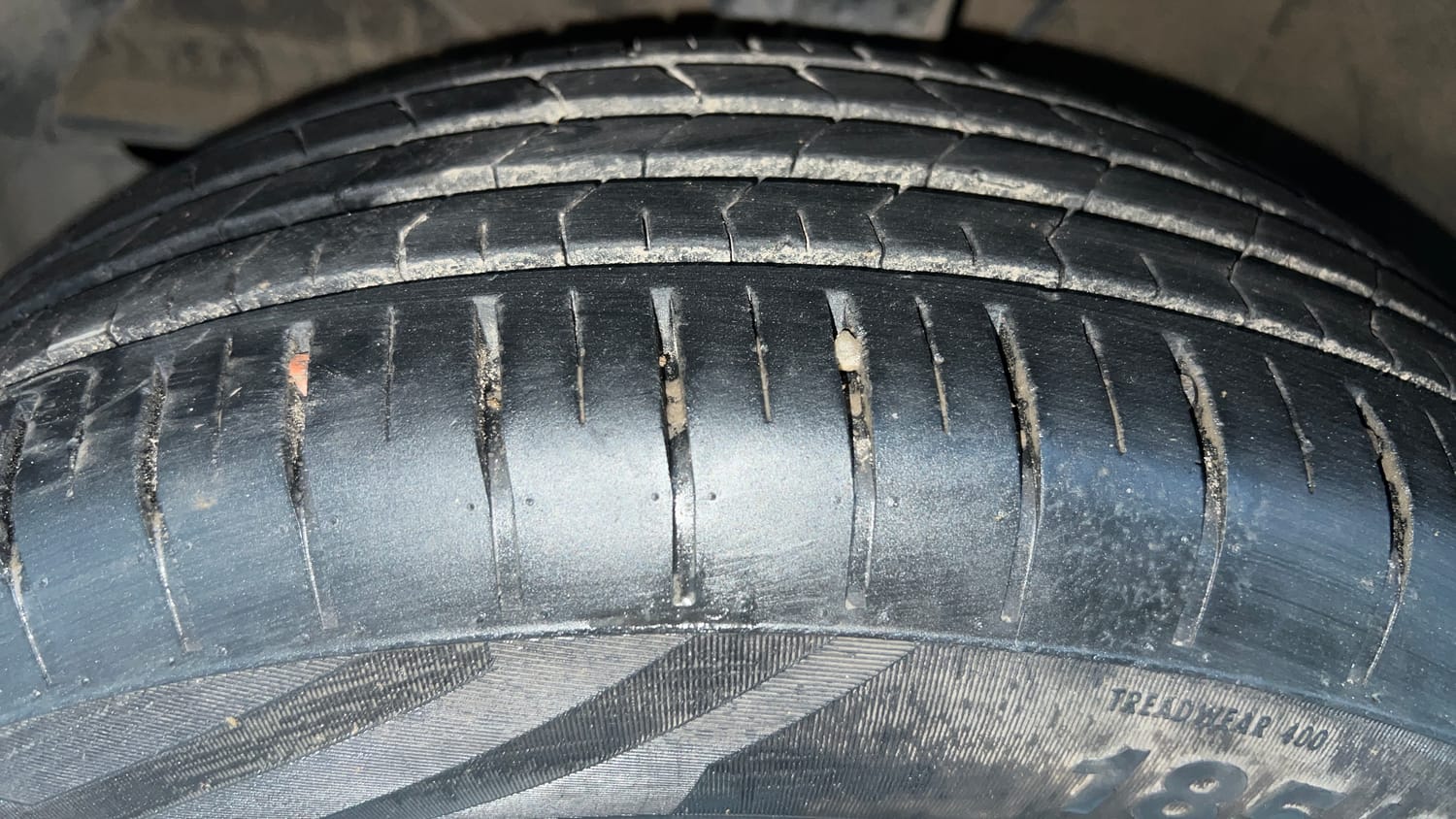 Used 2025 Maruti Suzuki Baleno Sigma MT Petrol Manual tyres LEFT FRONT TYRE TREAD VIEW
