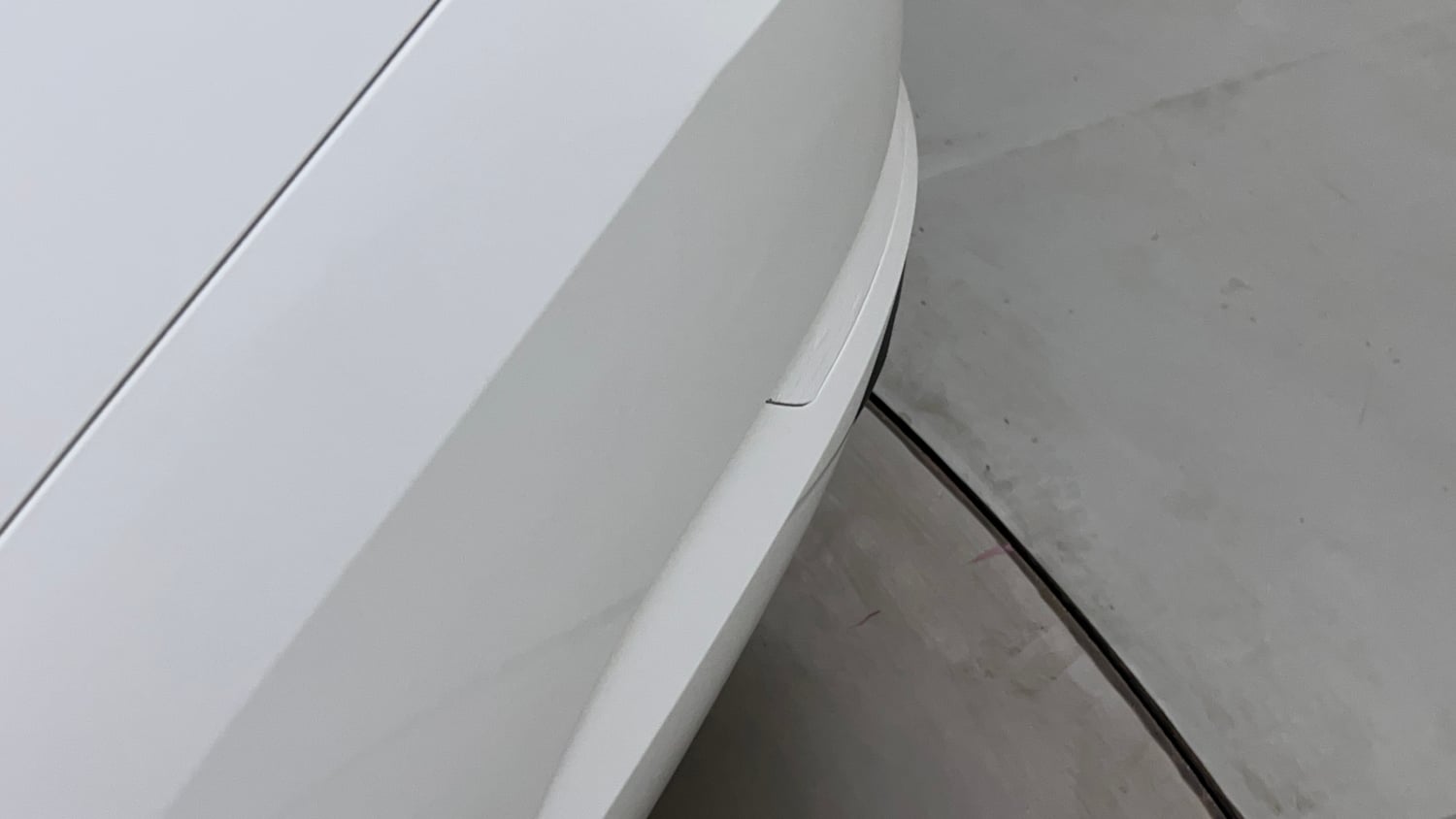 Used 2020 Skoda Superb L&K AT Petrol Automatic dents MINOR SCRATCH