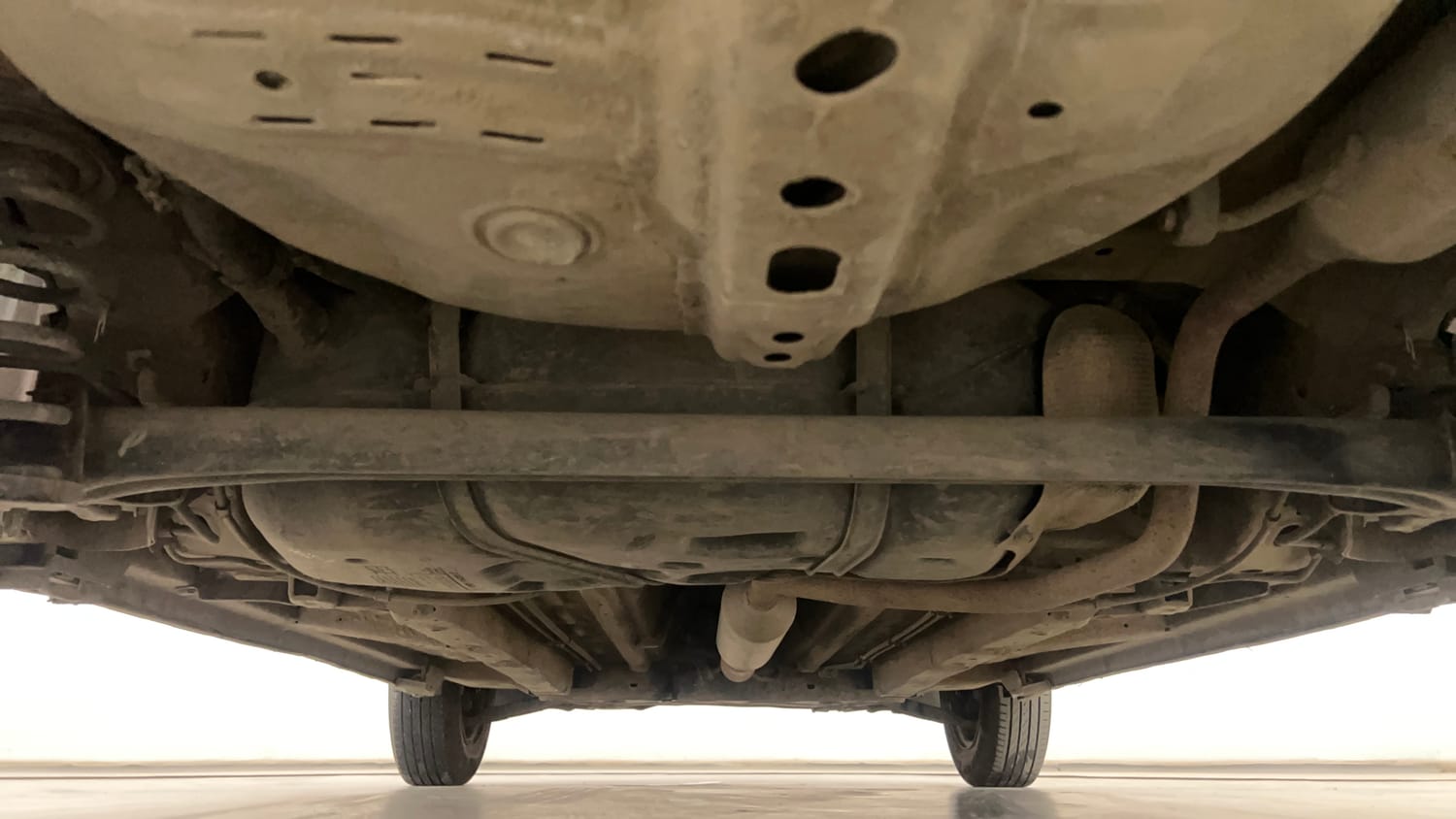 Used 2013 Maruti Suzuki Swift VXi Petrol Manual extra REAR UNDERBODY VIEW (TAKEN FROM REAR)