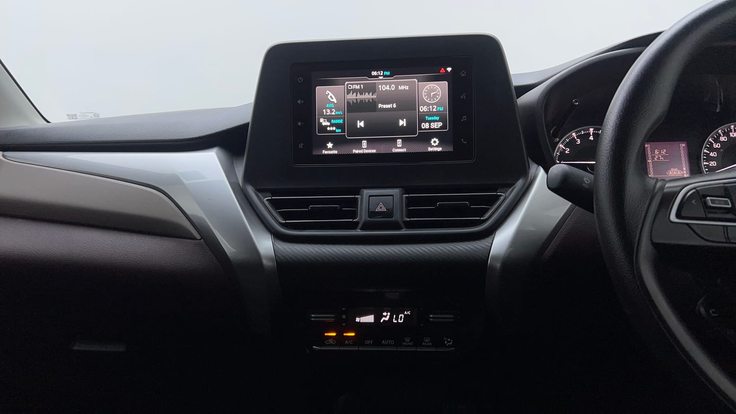 Used 2025 Maruti Suzuki Fronx Delta 1.2L MT Petrol Manual interior MUSIC SYSTEM & AC CONTROL VIEW