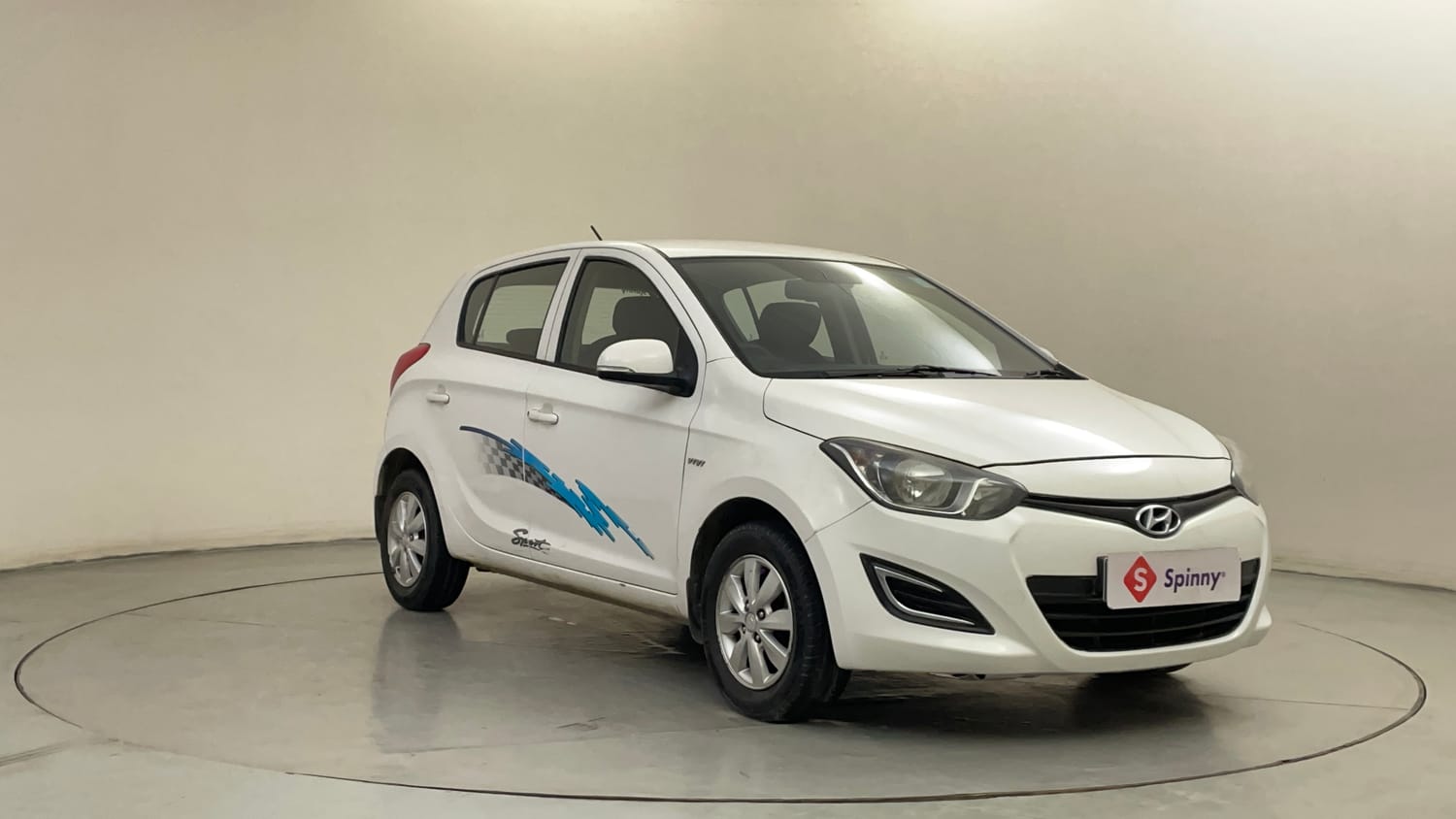 Used 2012 Hyundai i20 Sportz 1.2 Petrol Manual exterior RIGHT FRONT CORNER VIEW