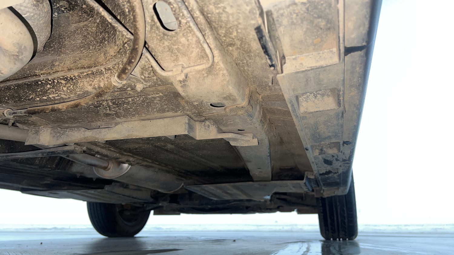 Used 2025 Maruti Suzuki Fronx Delta 1.2L MT Petrol Manual extra REAR RIGHT UNDERBODY VIEW