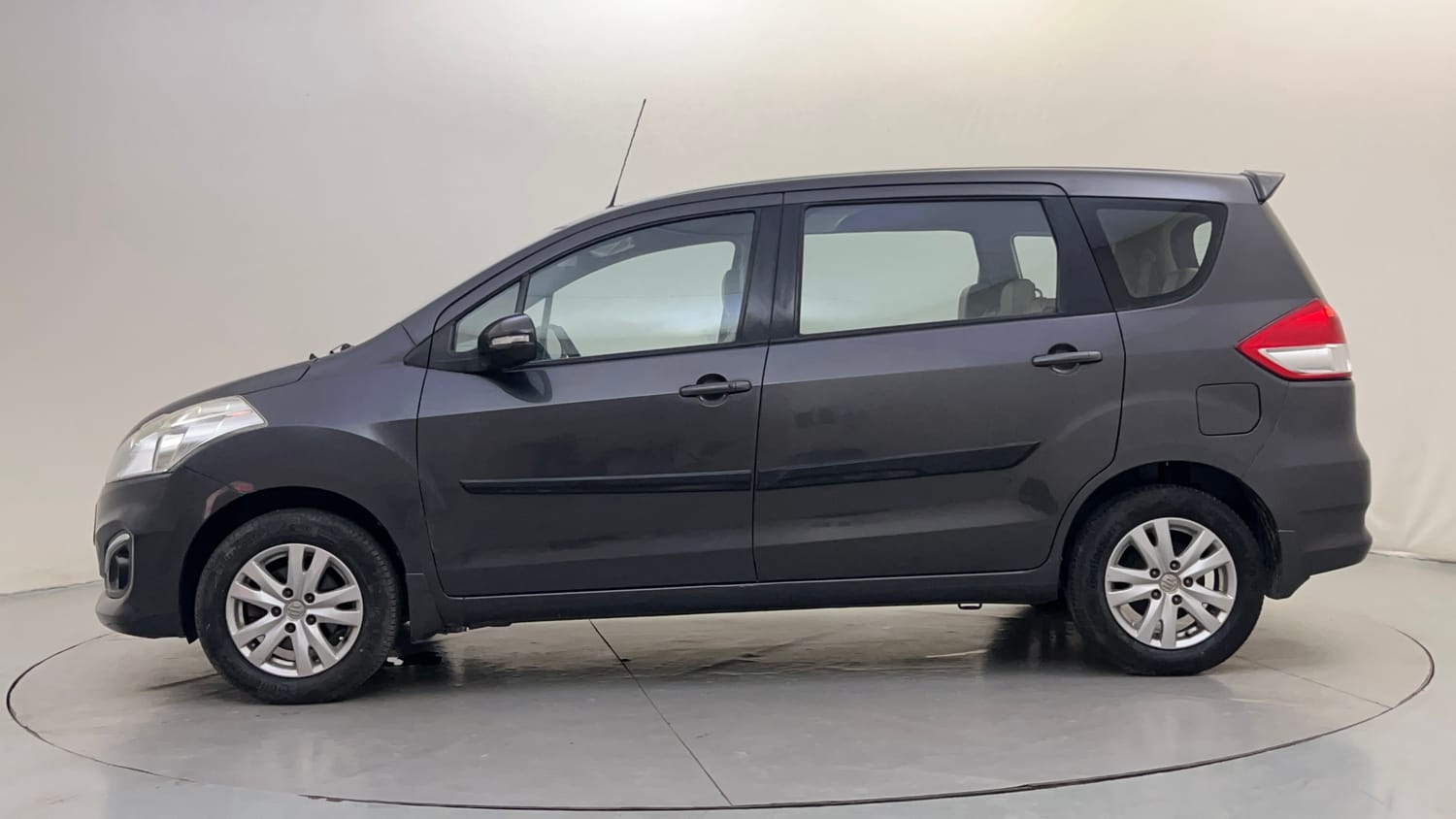 Used 2016 Maruti Suzuki Ertiga ZXI Petrol Manual exterior LEFT SIDE VIEW