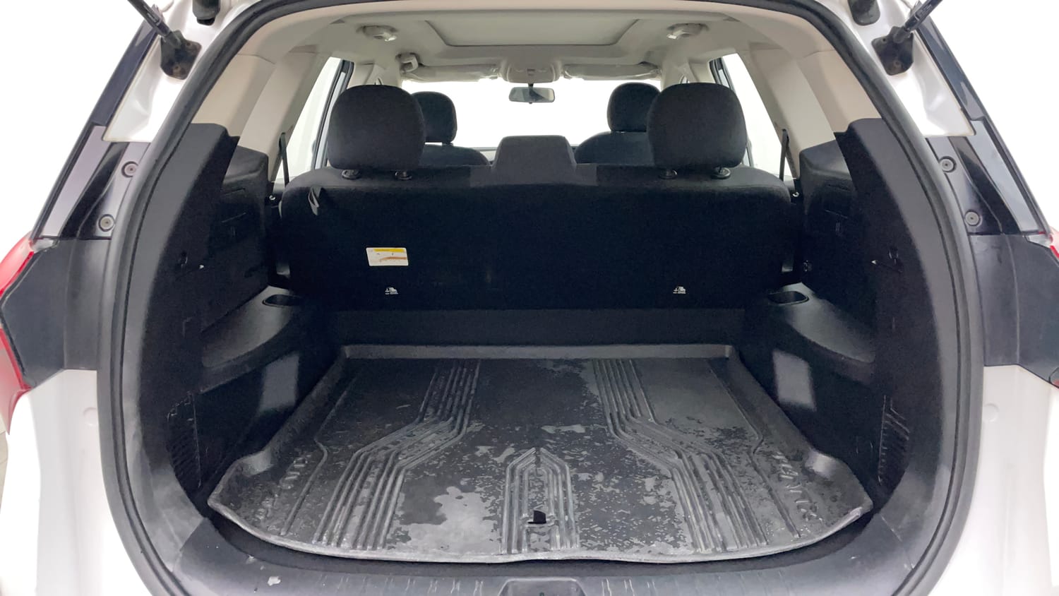 Used 2023 Mahindra XUV700 AX 5 Petrol AT 5 STR Petrol Automatic interior DICKY INSIDE VIEW