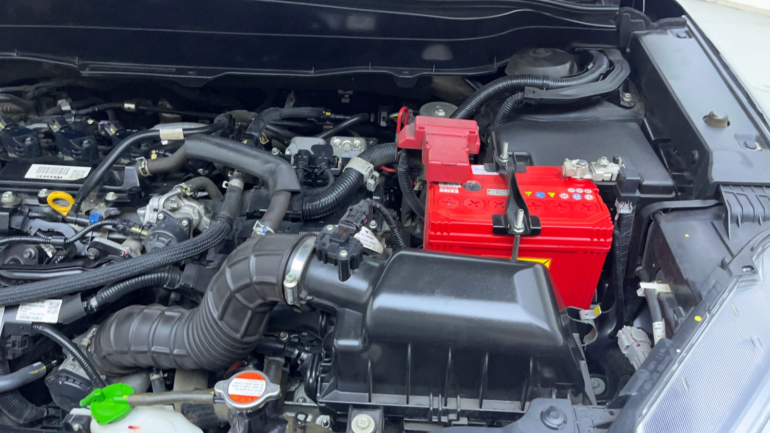 Used 2023 Toyota Urban Cruiser Hyryder V Hybrid Hybrid Automatic engine ENGINE LEFT SIDE VIEW