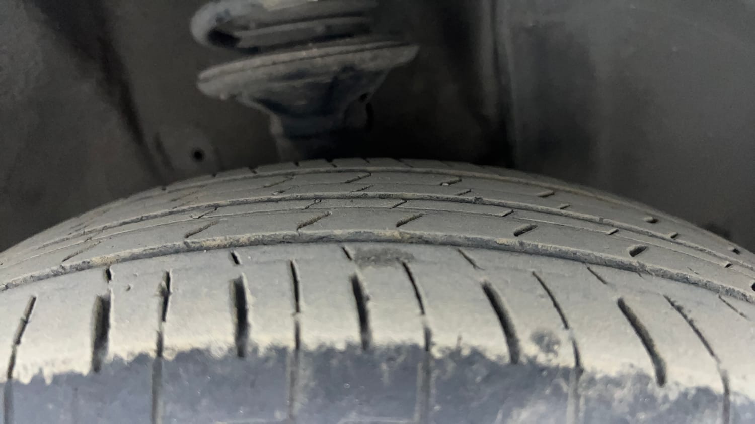 Used 2023 Maruti Suzuki Celerio VXi Petrol Manual tyres RIGHT FRONT TYRE TREAD VIEW