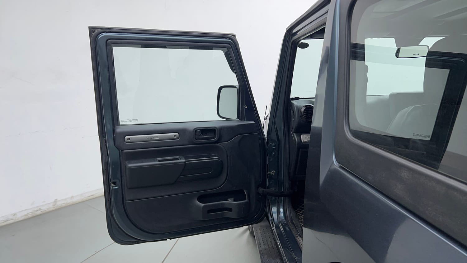 Used 2022 mahindra Thar LX Hard Top Petrol AT 4WD Petrol Automatic interior LEFT FRONT DOOR OPEN VIEW