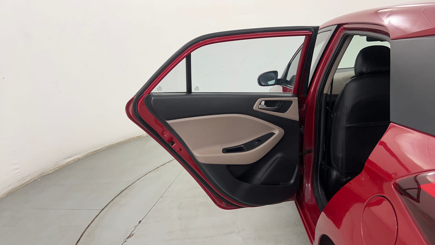 Used 2015 Hyundai Elite i20 Sportz 1.2 Petrol Manual interior LEFT REAR DOOR OPEN VIEW