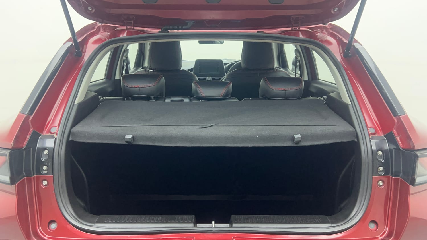 Used 2024 Maruti Suzuki Fronx Delta Plus 1.2L AGS Petrol Automatic interior DICKY INSIDE VIEW